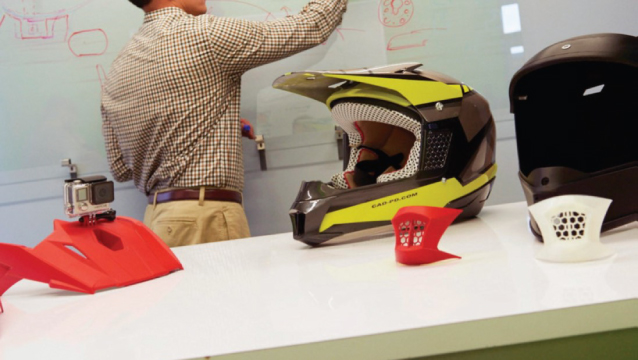 CAD_摩托車越野頭盔設計
