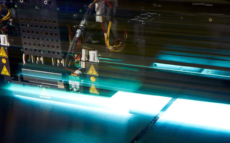 Stratasys 3D列印嵌入電子元件,個性化創新產品超Easy! Stratasys 3D列印嵌入電子元件,個性化創新產品超Easy!