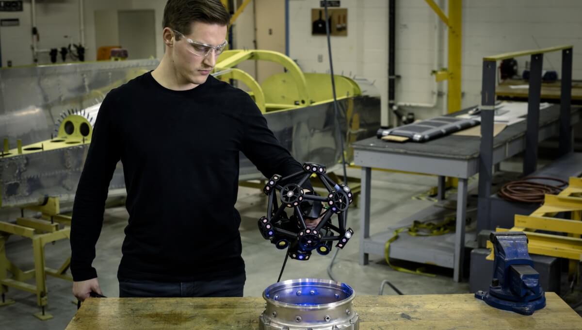 測量工具怎麼選?CMM三次元量測 VS. 3D Scanner 測量工具怎麼選?CMM三次元量測 VS. 3D Scanner