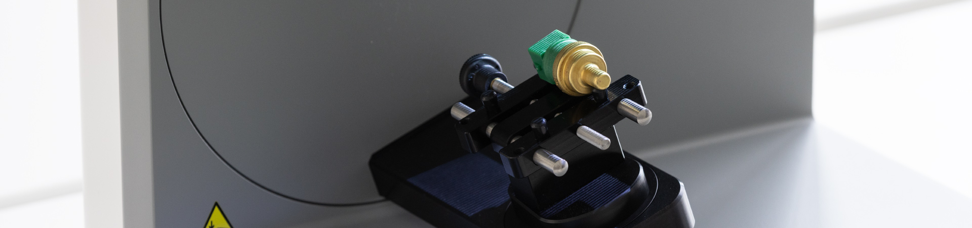 高達計量級精度的光學手持式3D掃描儀-Artec Spider II