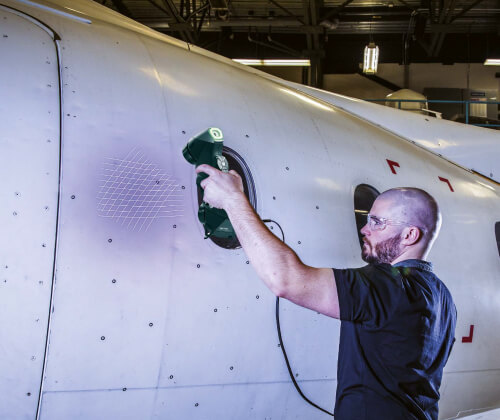 飛機表面凹痕損壞檢測-通業代理Creaform 手持式三維雷射掃描儀